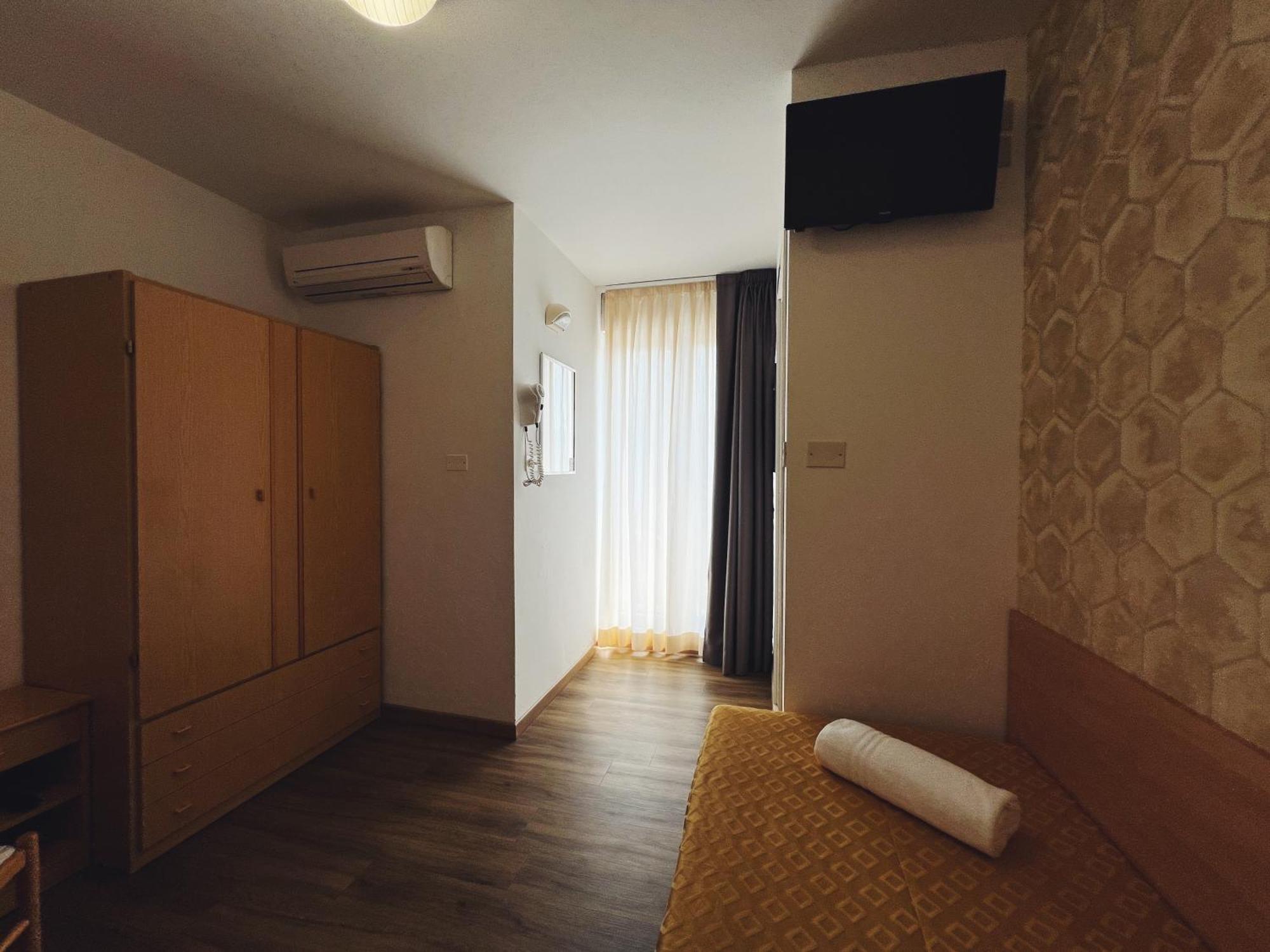 Hotel Ramona Rimini Exterior foto