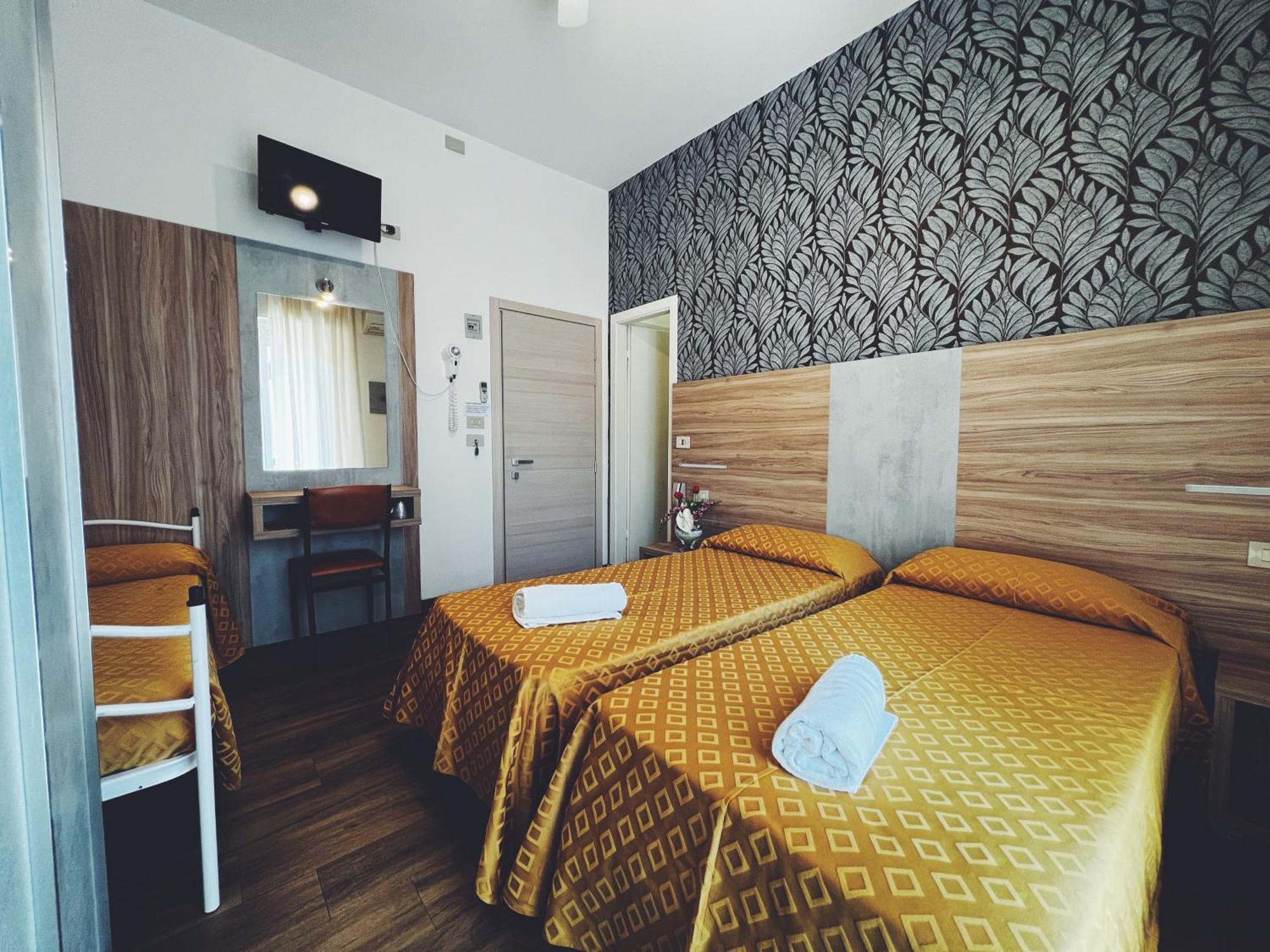 Hotel Ramona Rimini Exterior foto